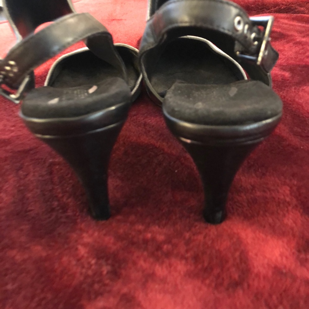 Aerosoles | Gray suede / black leather heels - Picture 5 of 7